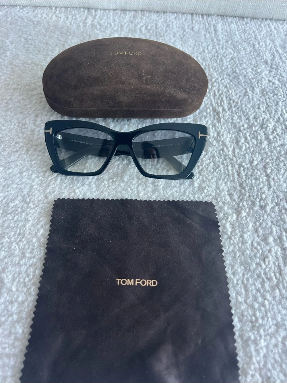 Tom Ford Wyatt Black Cat-Eye Sunglasses with Gradient Gray Lenses